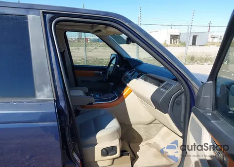 2011 Land Rover Range Rover Sport Hse z USA, uszkodzony, nr VIN SALSF2D47BA282479